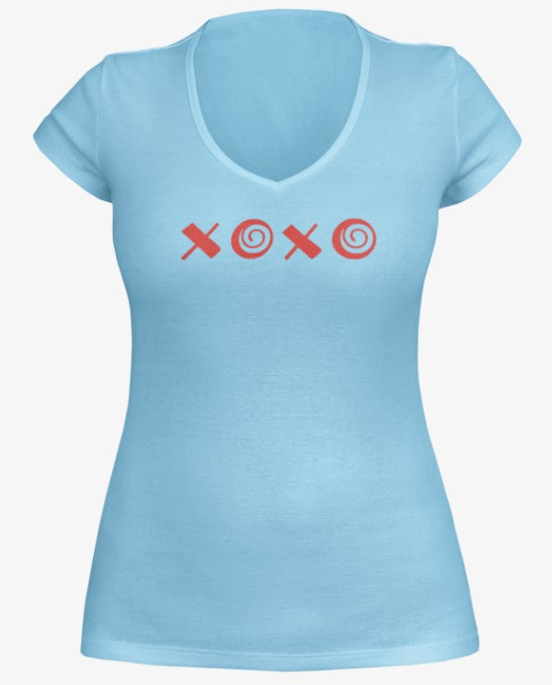 XOXO women's short sleeve v neck fitted t-shirt